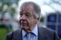 Iconic horse trainer Sir Michael Stoute who won races for Queen Elizabeth II set to retire